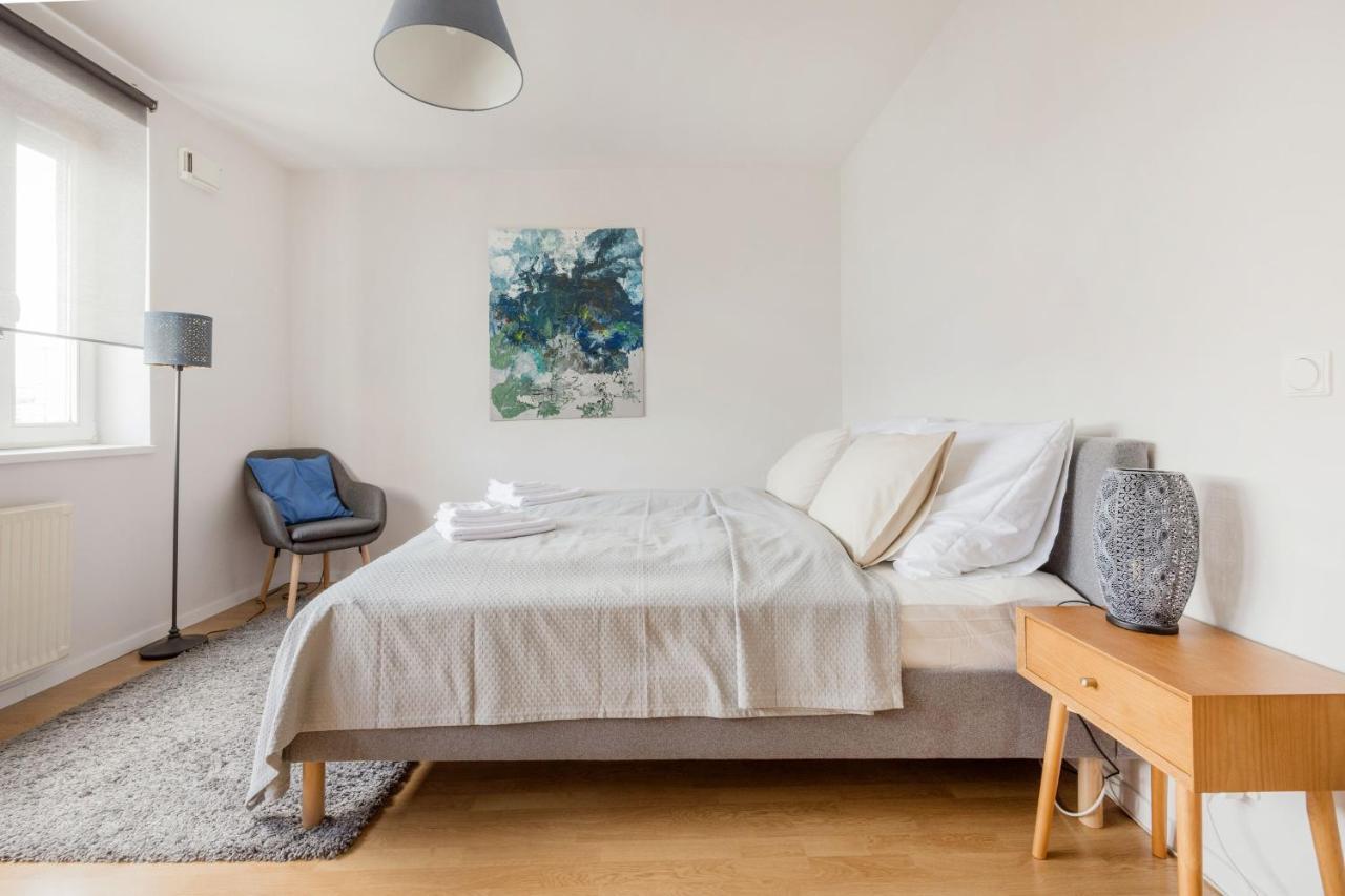 Bright And Spacious Penthouse W/ Terrace & Parking Budapest Kültér fotó